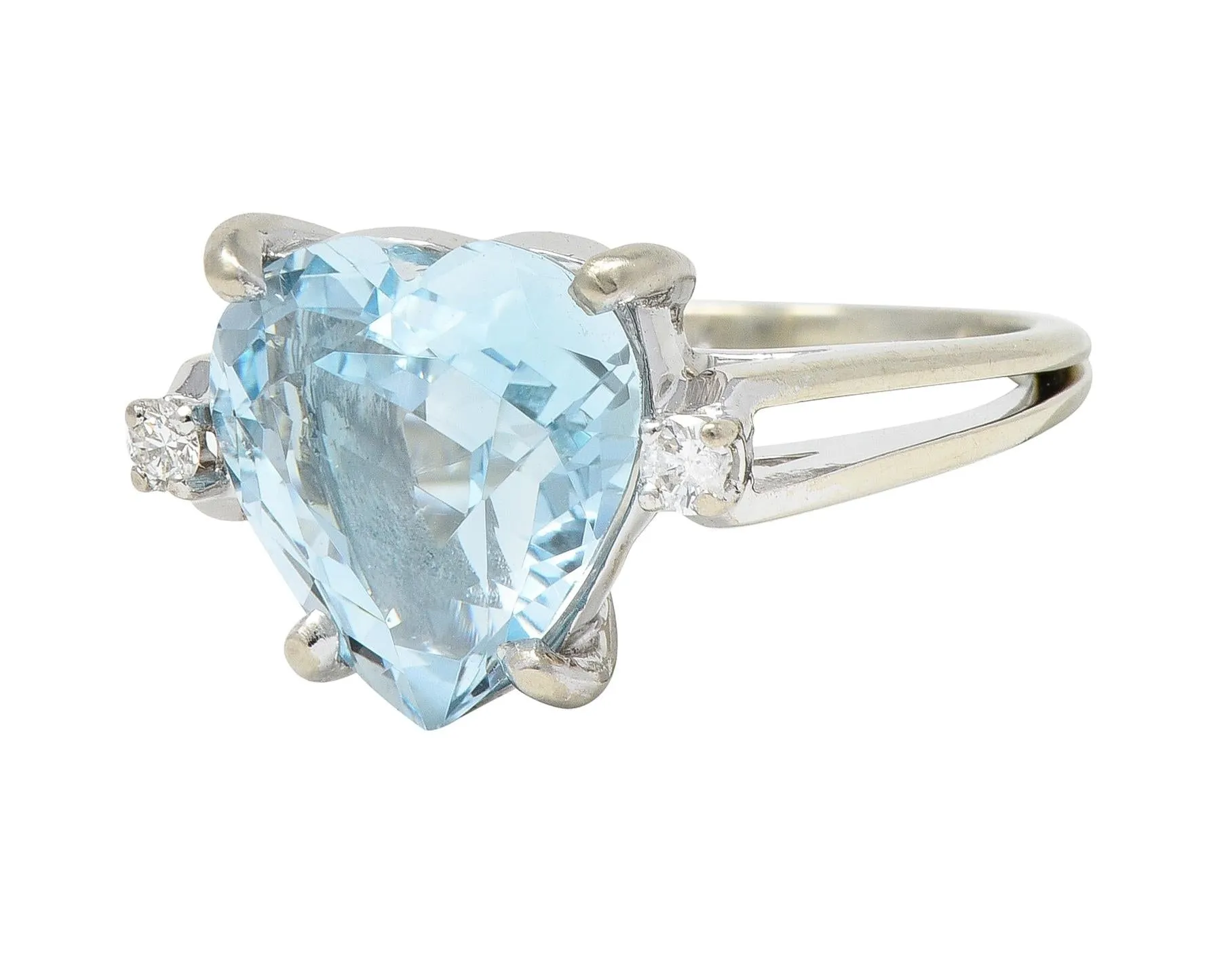 1950s 4.80 CTW Aquamarine Diamond 14 Karat White Gold Heart Three Stone Ring