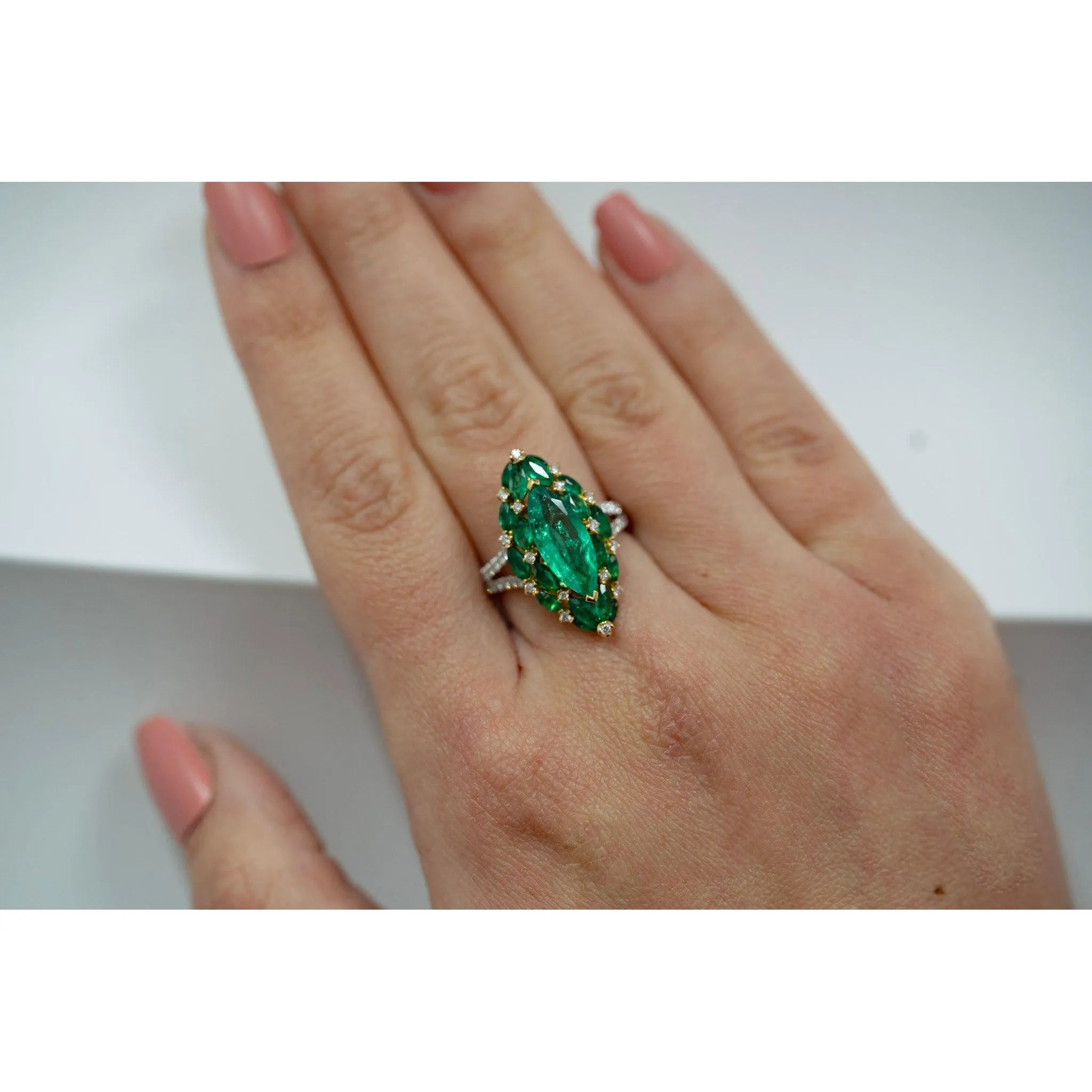 3.89 Carat Marquise Cut Colombian Emerald And Diamond V Shape 18K Ring