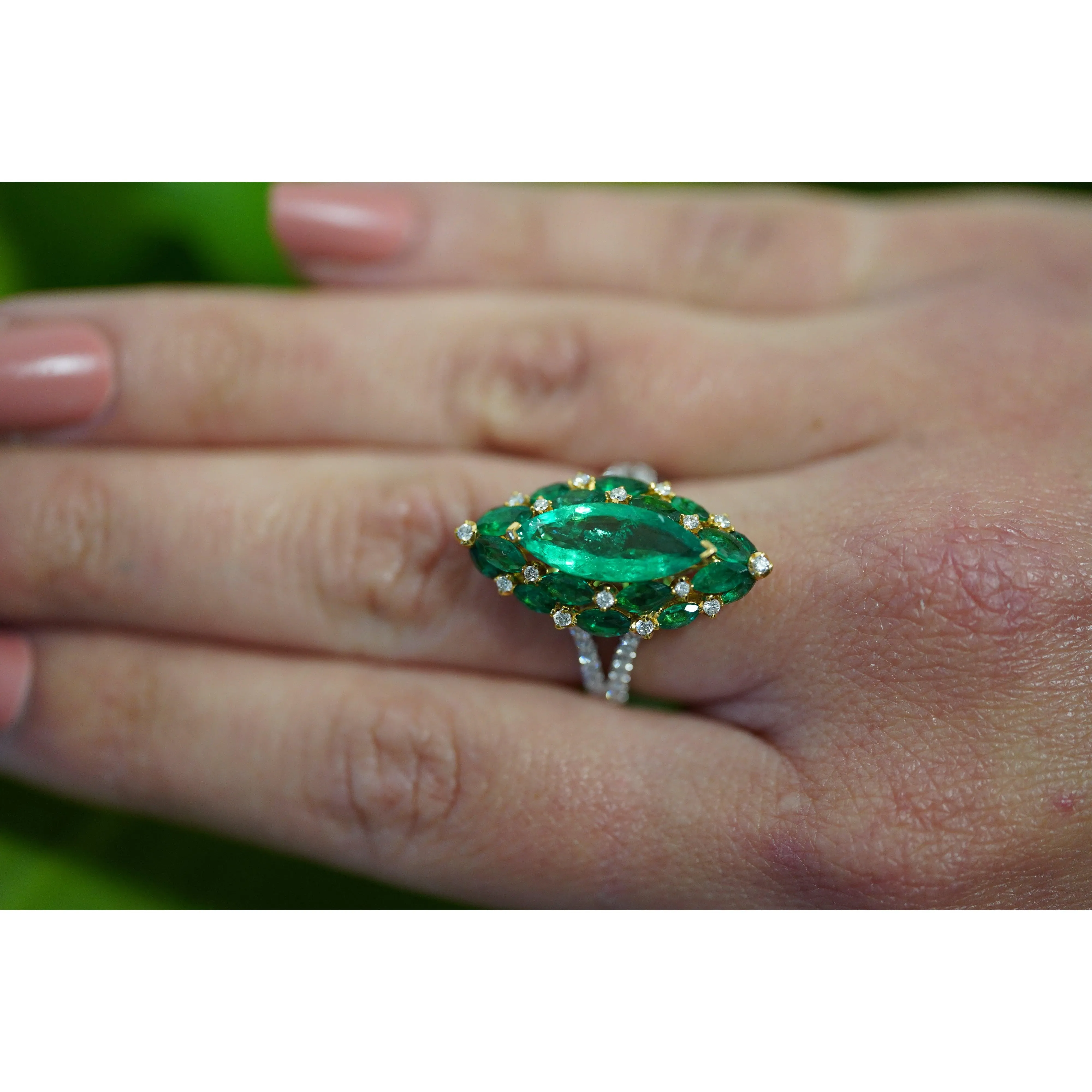 3.89 Carat Marquise Cut Colombian Emerald And Diamond V Shape 18K Ring