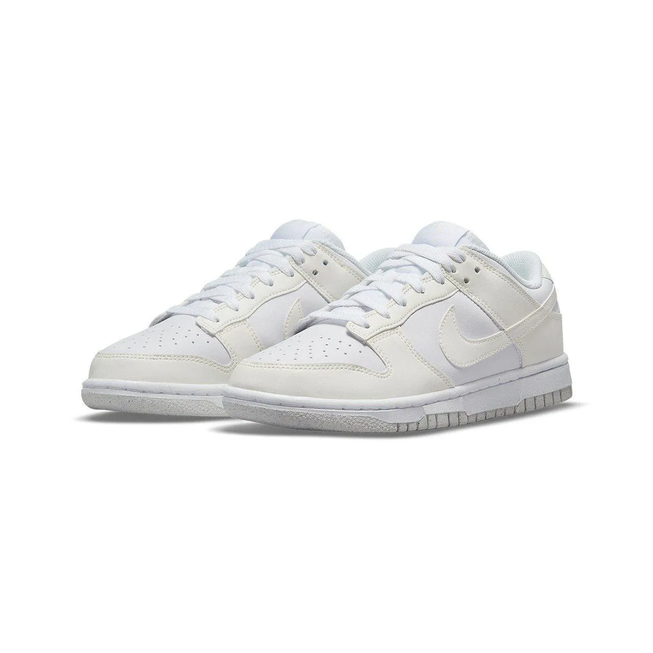 Nike Dunk 'Sail White" Move to Zero W