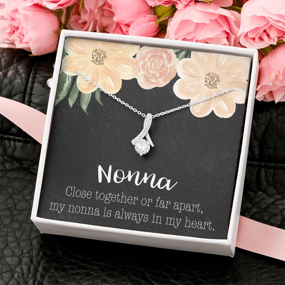 Nonna Alluring Beauty Necklace